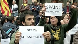 هل تقلب أزمة كتالونيا الموازين في الانتخابات الإسبانية المقبلة؟ 