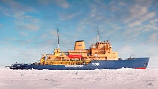 Российское судно с 33 членами экипажа на борту подало сигнал бедствия у берегов Норвегии