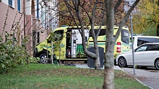 Όσλο: Κλεμμένο ασθενοφόρο έπεσε σε οικογένεια