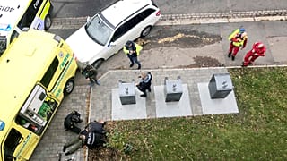 Угон "скорой" с оружием и наркотиками