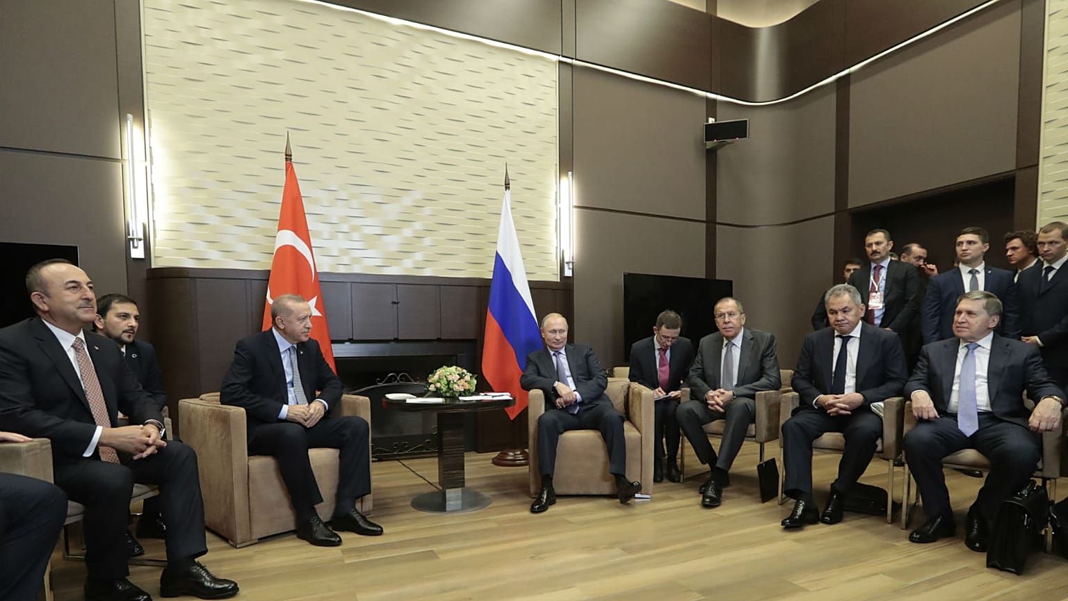 Uzmanlar Soçi Mutabakatı'nı değerlendirdi: Ankara'nın güvenlik kaygıları giderildi 