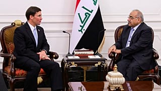 رئيس الوزراء العراقي عادل عبد المهدي يلتقي وزير الدفاع الأمريكي مارك إسبر في بغداد 23 أكتوبر 2019