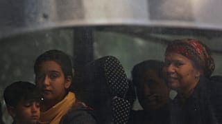 Βρασνά: Kάτοικοι εμπόδισαν την εγκατάσταση αιτούντων άσυλο