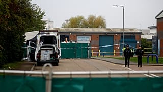 Abgesperrtes Gelände, auf dem die 39 Toten in Großbritannien gefunden wurden.