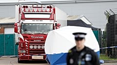 Der LKW, in dessen Anhänger 39 Tote entdeckt wurden. 