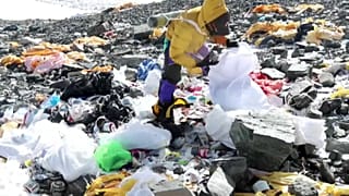 Le Mont Everest se refait une beauté, mais il reste du travail