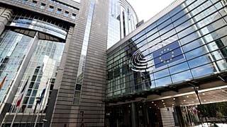 A Fidesz egyelőre nem tud a biztosi poszt lehetséges cseréjéről