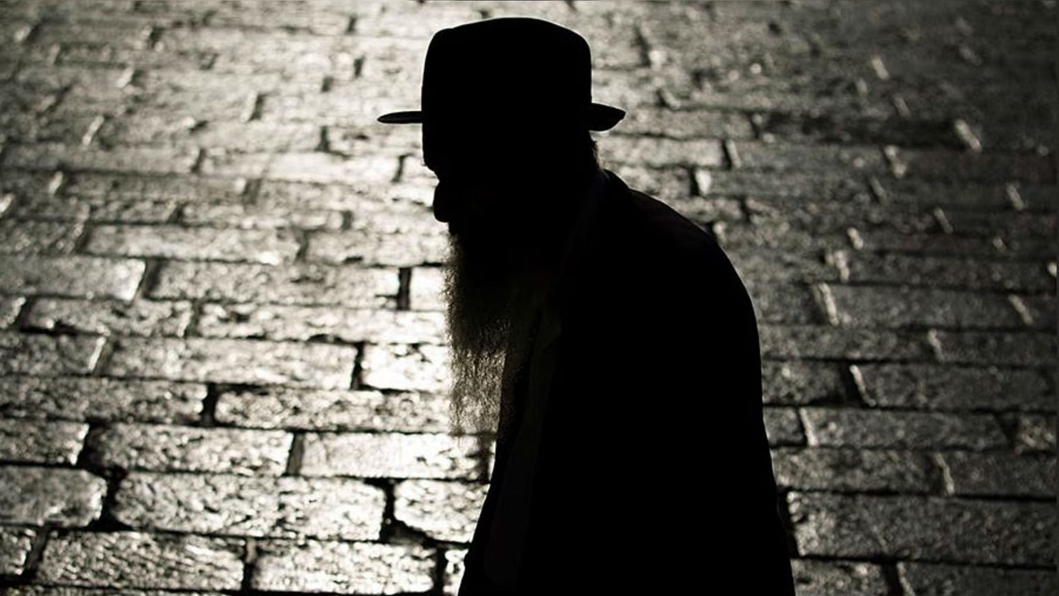 "Her dört Alman'dan biri Yahudi düşmanı"