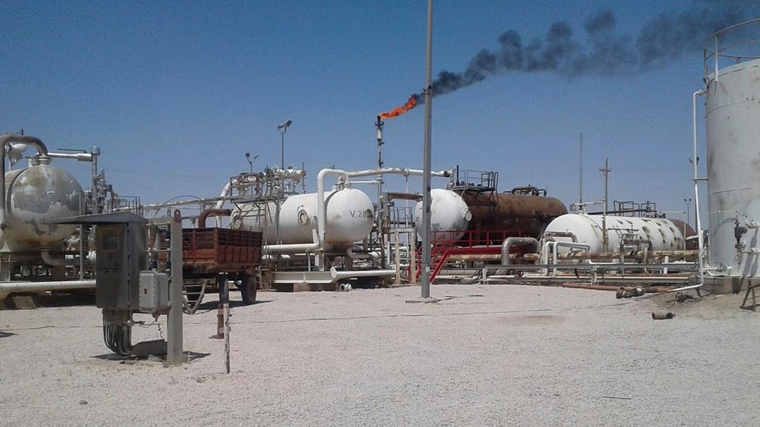 "ABD Suriye'deki petrol sahalarına zırhlı araç ve asker gönderecek"
