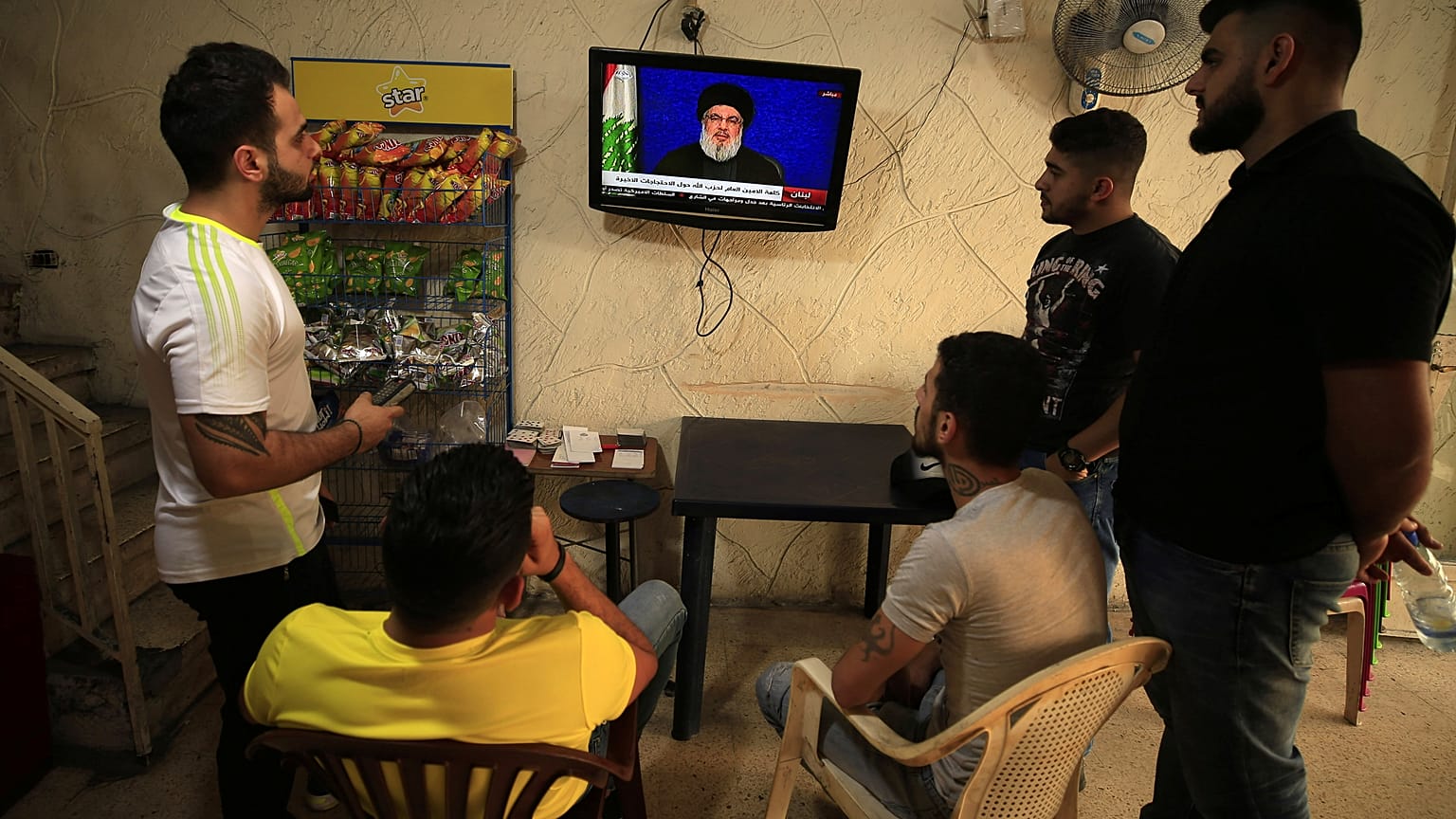  نصرالله محذرا المتظاهرين اللبنانيين: الفراغ سيؤدي إلى الفوضى والانهيار