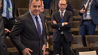 Παναγιωτόπουλος στο euronews: Η αύξηση των ροών εγείρει θέματα ασφαλείας