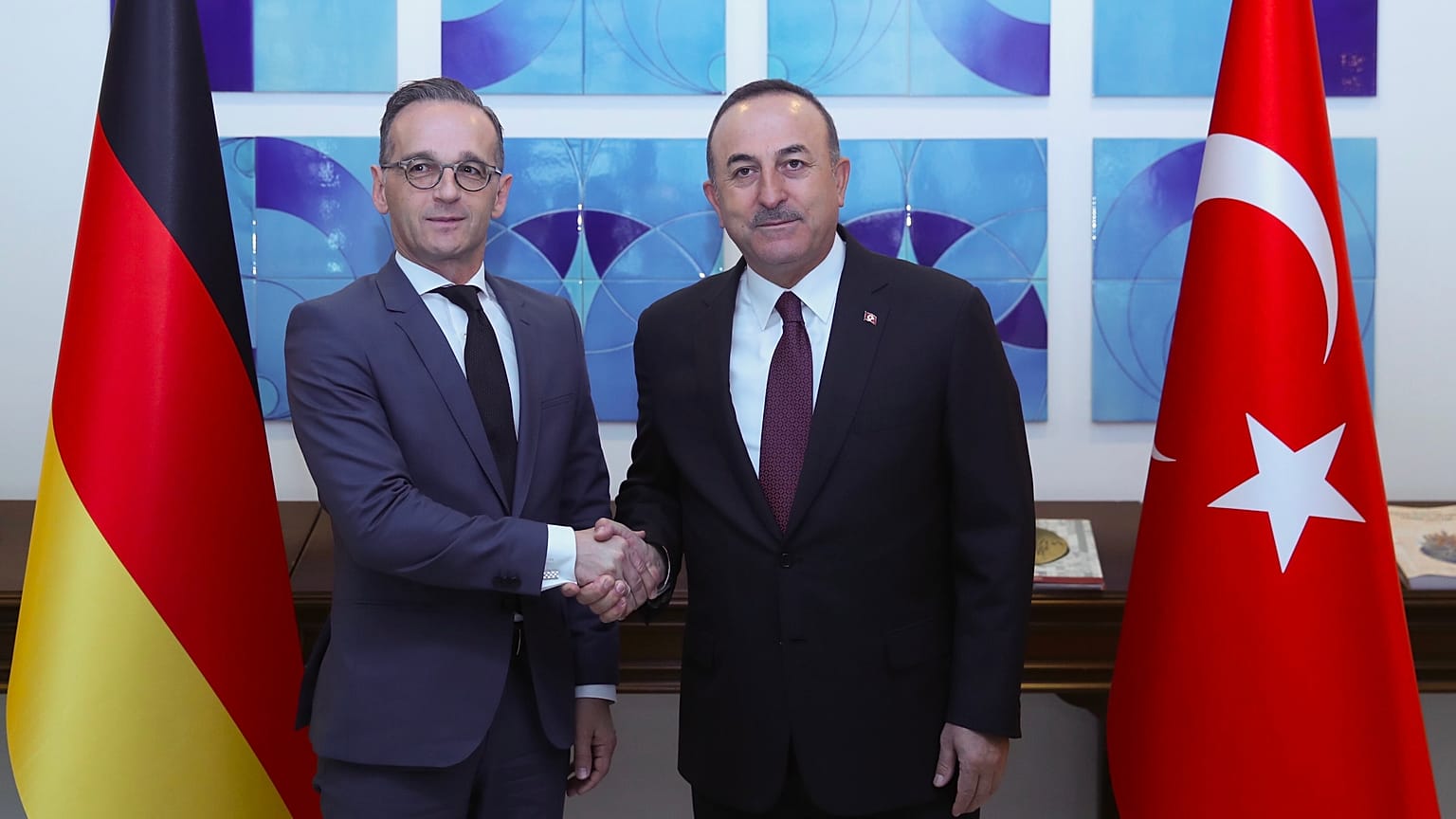 Çavuşoğlu: Almanya'nın güvenli bölge önerisini bu saatten sonra çok gerçekçi bulmuyoruz