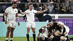 Rögbi-vb: kiesett a címvédő, Anglia a döntőben