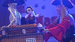 Festa in maschera da cani