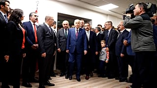 Bahçeli: Ne yapsın Sayın Cumhurbaşkanı? Trump'ın mektubunu müzeye mi koysun?