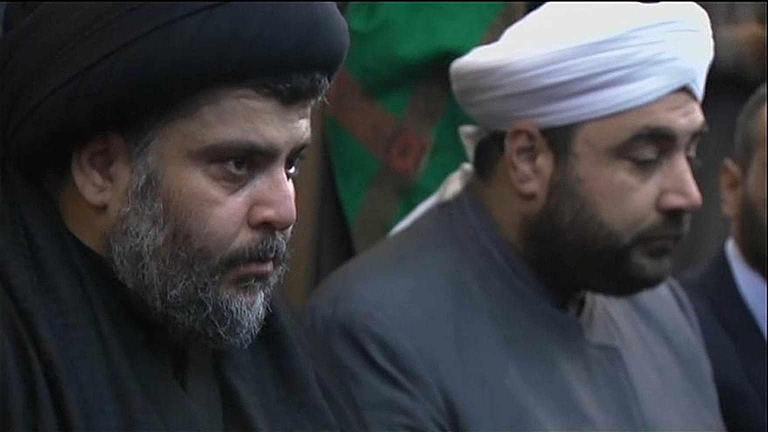 العراق: نواب مقتدى الصدر يعلنون بدء اعتصام مفتوح داخل البرلمان