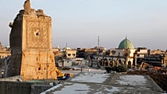 الموصل عاصمة نينوي تعاني من التدمير 
