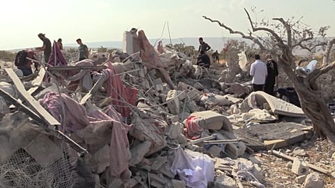Video purportedly shows aftermath of US raid targeting al-Baghdadi