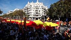 Catalogna, in piazza per una 'Spagna unita'