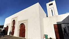 Moschee: Mann (84) schiesst auf zwei Menschen