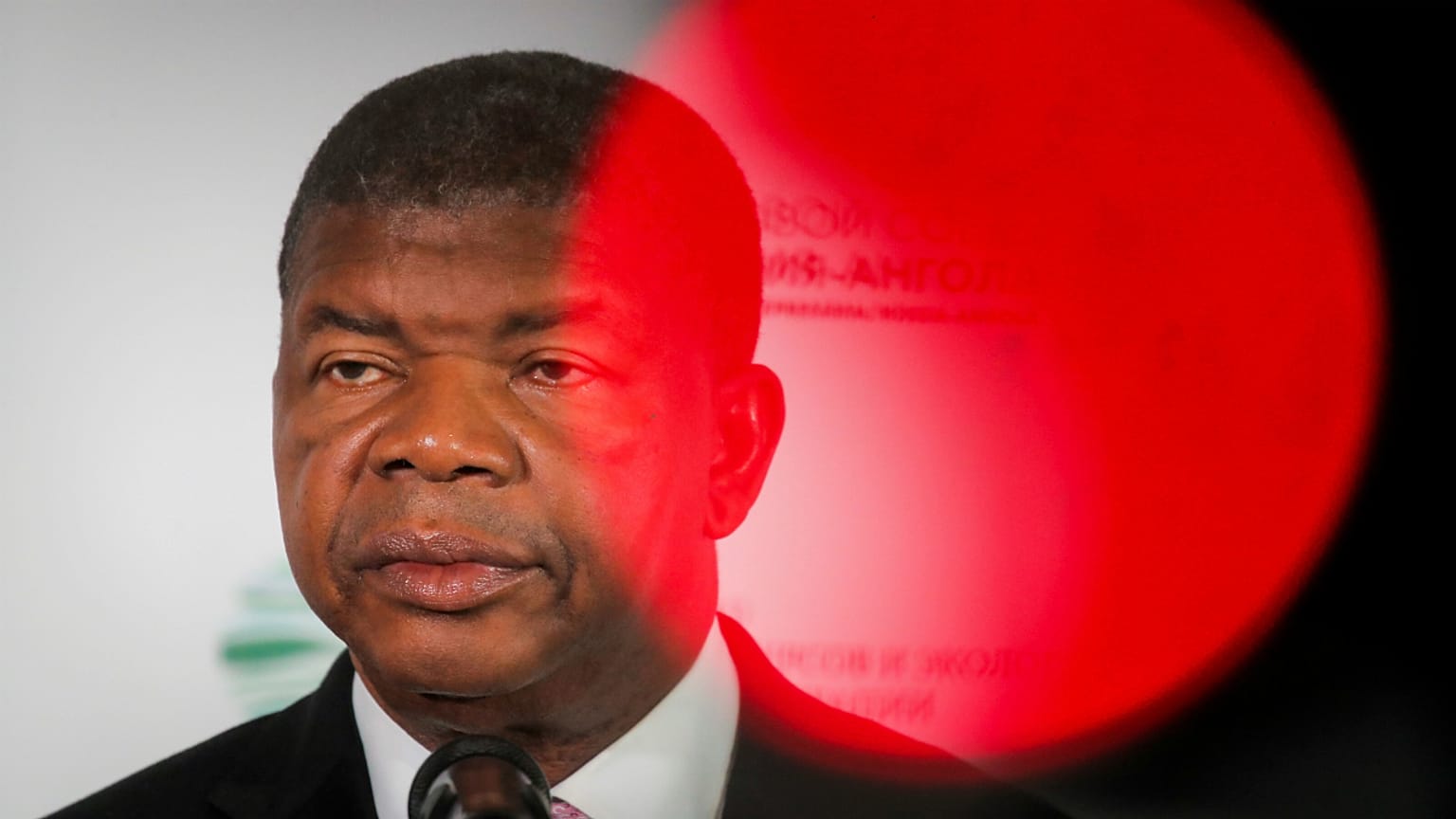 João Lourenço exonerou também os embaixadores no Reino Unido e na Costa do Marfim