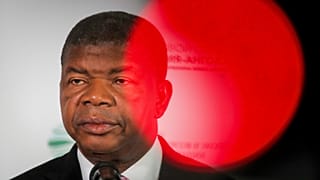 João Lourenço exonerou também os embaixadores no Reino Unido e na Costa do Marfim