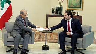 سعد حریری متن استعفای خود را به میشل عون تقدیم کرد