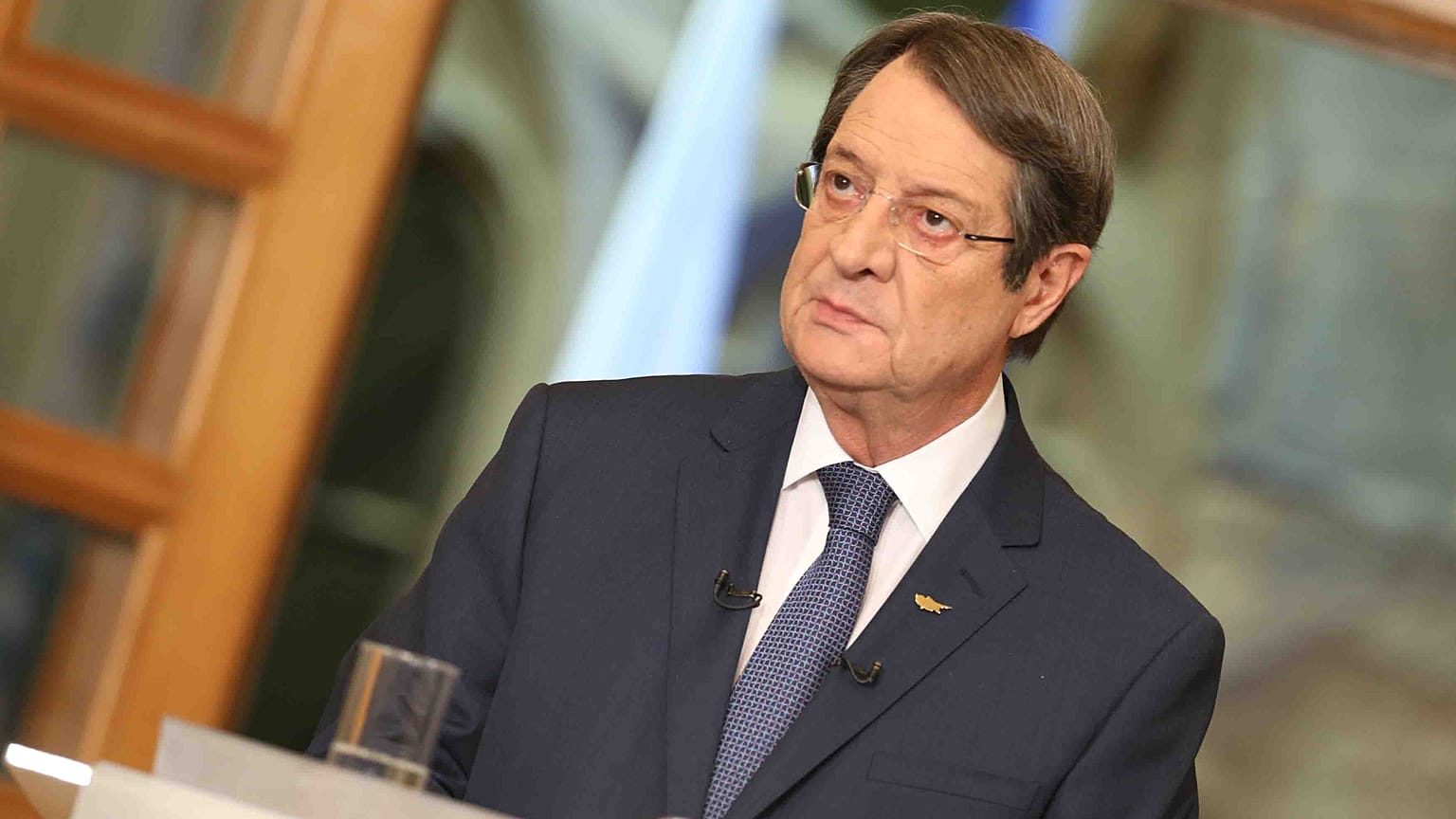 Ο Πρόεδρος της Δημοκρατίας κ. Νίκος Αναστασιάδης παραχωρεί διακαναλική συνέντευξη Τύπου με θέμα τις τελευταίες εξελίξεις στο Κυπριακό. 
