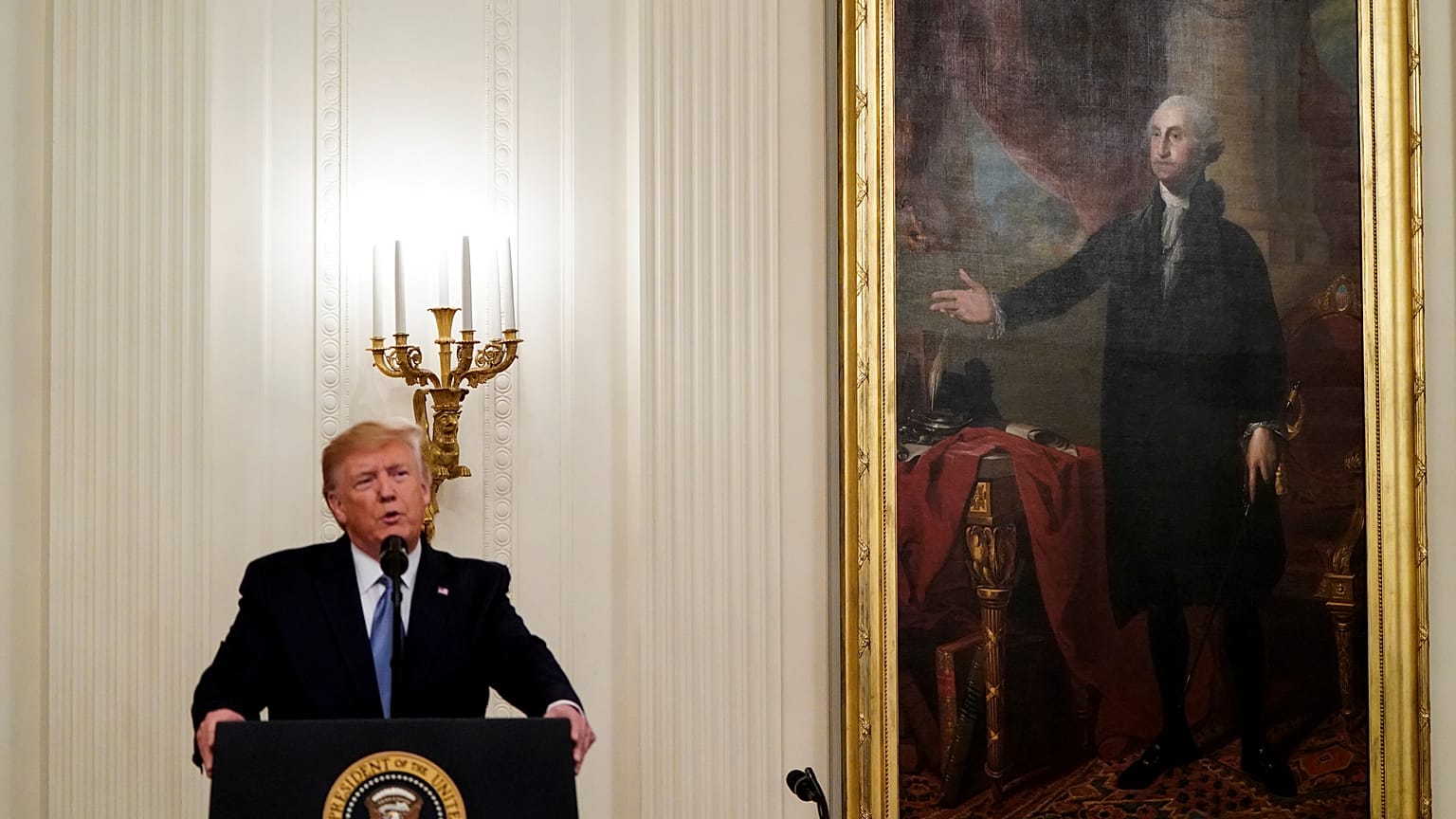 Trump'ın Suriye petrolünü satması savaş suçu olur mu? 