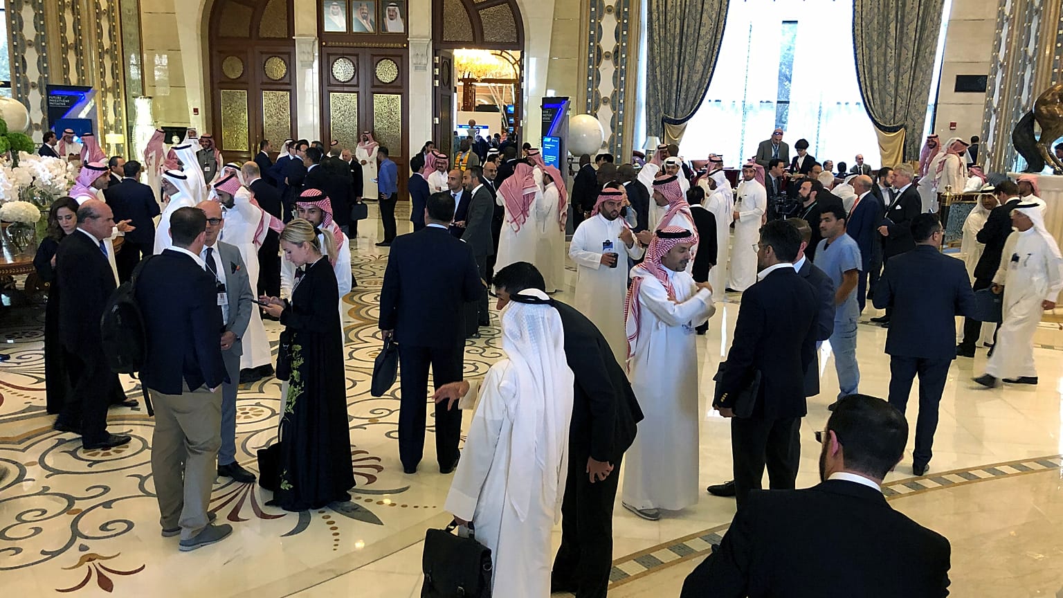 قطاع السياحة السعودي في مواجهة تحدي توفير اليد العاملة