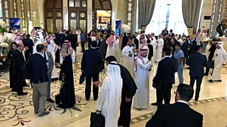 قطاع السياحة السعودي في مواجهة تحدي توفير اليد العاملة