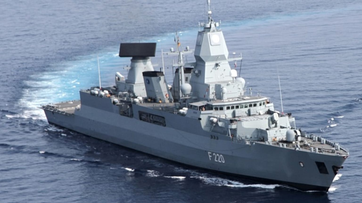NATO, yeni nesil elektro manyetik savunma silahlarını test edecek