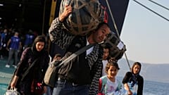 «لهستان، مجارستان و چک با امتناع از پذیرش مهاجران قانون‌شکنی کرده‌اند»