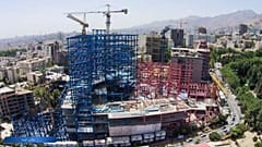 تحریم‌های تازه آمریکا علیه ایران همزمان با تمدید معافیت همکاری هسته‌ای 