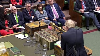 Jön a Johnson-Corbyn tévévita