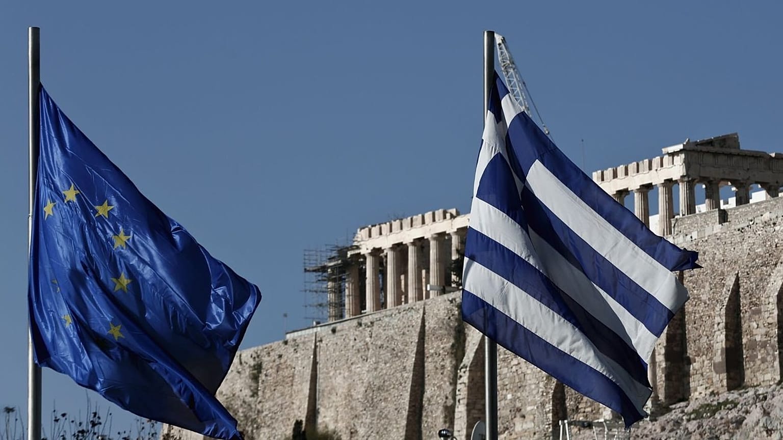 Οίκος αξιολόγησης DBRS: Αναβάθμισε σε θετική την τάση για την Ελλάδα