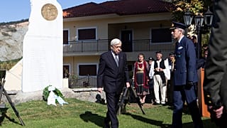  Ο ΠτΔ στο μαρτυρικό χωριό Καταρράκτης των Τζουμέρκων