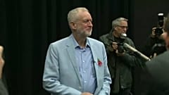 Si infiamma la campagna elettorale britannica: attesa per il faccia a faccia Johnson -  Corbyn 