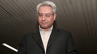 اصغرزاده: از اشغال سفارت آمریکا پشیمانم
