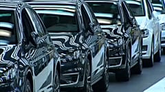 Autogipfel bei der Kanzlerin: Prämien und Ladestationen