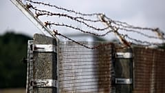 Un tratto del "Borderland Trail", il percorso che ricalca i confini della ex GDR, fotografato vicino a Teistungen, Germania