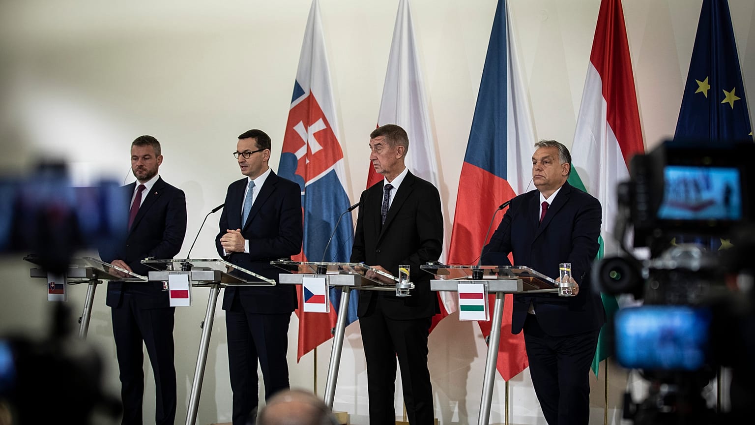 Orbán Viktor magyar, Andrej Babiš cseh, Mateusz Morawiecki lengyel és Peter Pellegrini szlovák kormányfő sajtótájékoztatója Prágában