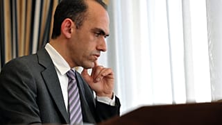 Kıbrıslı Rum Bakan: Yatırım karşılığı vatandaşlık verilmesi konusunda yanlışlıklar yaptık 