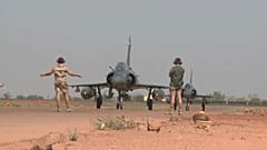Nach Terror: Frankreich bekräftigt Militärpräsenz im Sahel