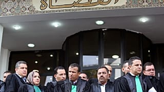 القضاة يعلقون إضرابهم في الجزائر
