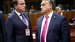 Egyre csak csúszik a biztosjelöltek, köztük Várhelyi meghallgatása