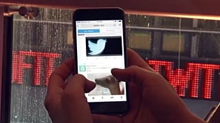 ABD Suudi Arabistan'ı eski iki Twitter çalışanını gizli ajan olarak kullanmakla suçladı