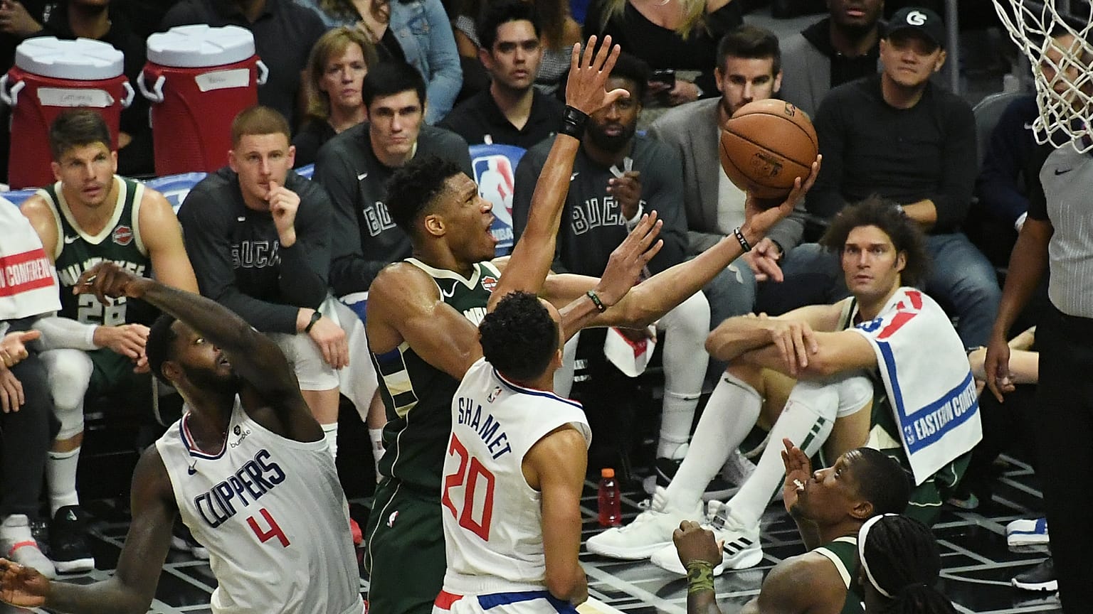 Ρεκόρ 47 χρόνων έσπασε ο «Greek Freaκ» στο NBA 