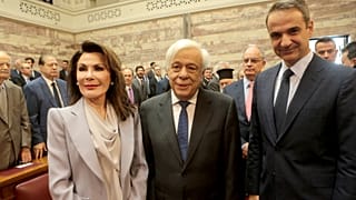 Ο Πρόεδρος της Δημοκρατίας  ο πρωθυπουργός και η πρόεδρος της Επιτροπής «Ελλάδα 2021»