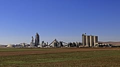 Paris mahkemesi, Lafarge'ın 'insanlığa karşı suçlar'dan yargılanamayacağına hükmetti